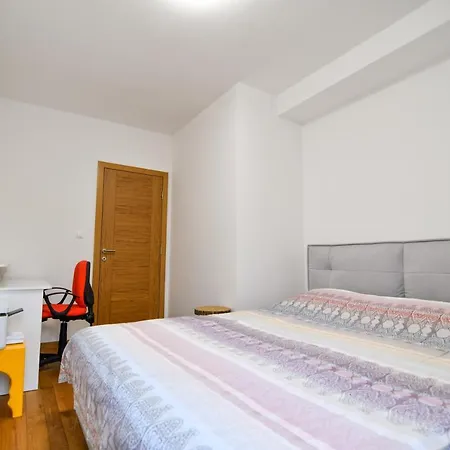 Mountain Top Deluxe + Free Garage Parking * Bjelašnica