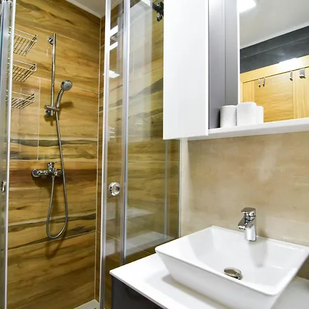 Mountain Top Deluxe + Free Garage Parking * Bjelašnica